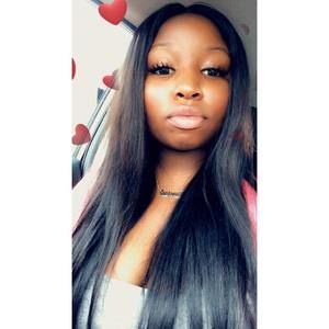 Meet your Posher, Vanessa